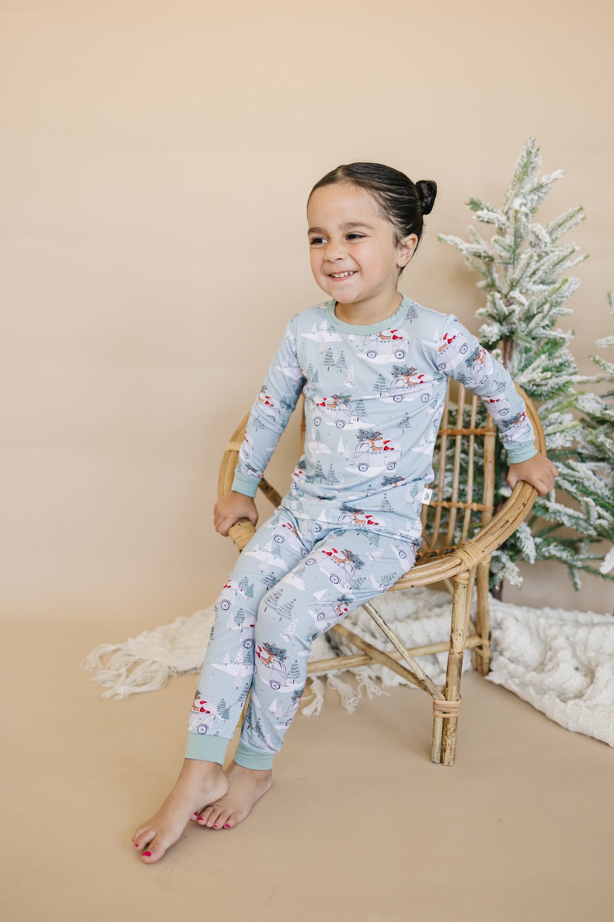 Cruisin' to Christmas 2pc Bamboo Pajamas *12-18m left